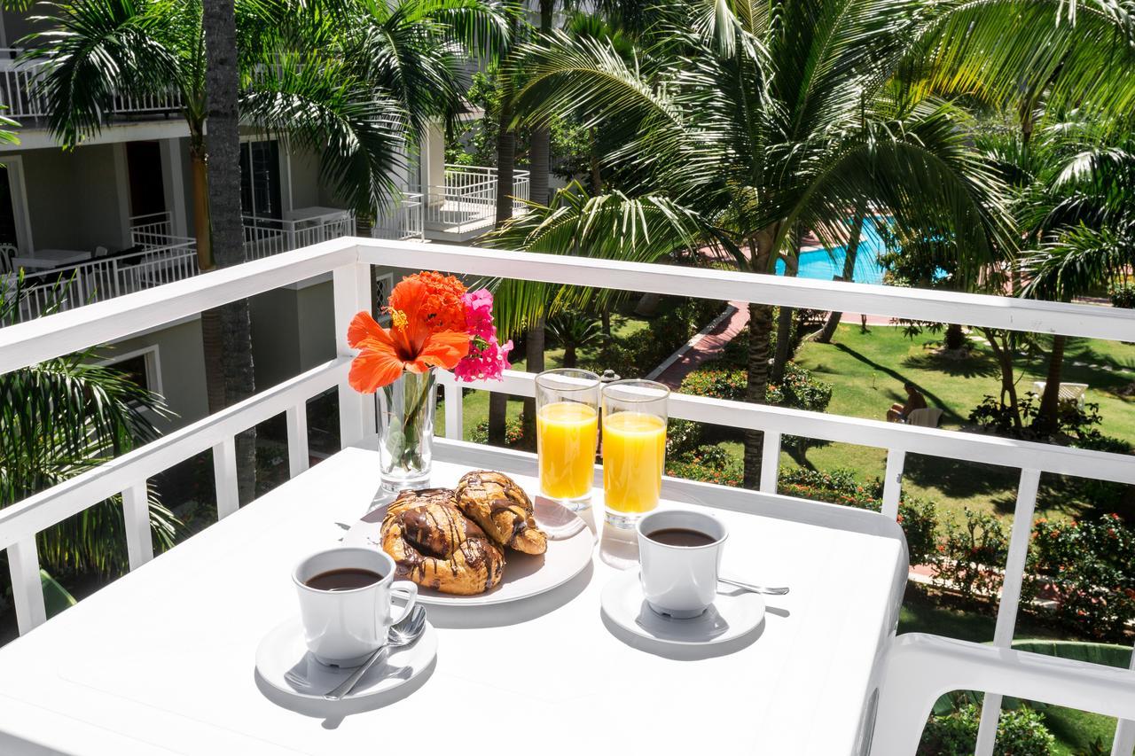 Tropicana Suites Deluxe Beach Club & Pool 푼타 카나 객실 사진